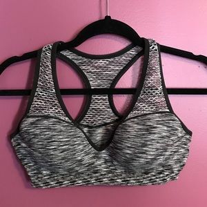 PINK Push-Up Sports Bra 🖤🏃🏽‍♀️